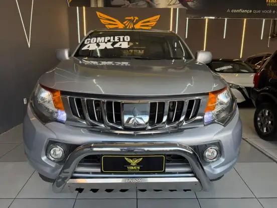 MITSUBISHI-L200 TRITON-2.4 16V TURBO DIESEL SPORT GL CD 4P 4X4 MANUAL MITSUBISHI-L200 TRITON-2018