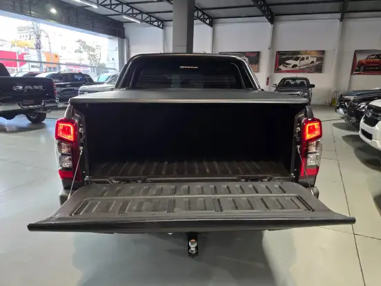 MITSUBISHI-L200 TRITON-2024