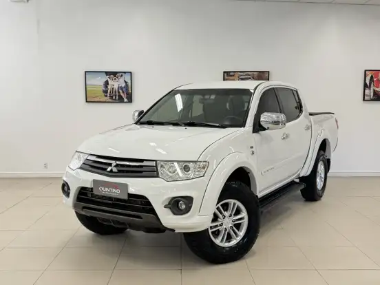 MITSUBISHI-L200 TRITON-3.2 HPE 4X4 CD 16V TURBO INTERCOOLER DIESEL 4P AUTOMÁTICO MITSUBISHI-L200 TRITON-2013