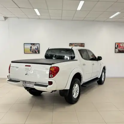 MITSUBISHI-L200 TRITON-2013