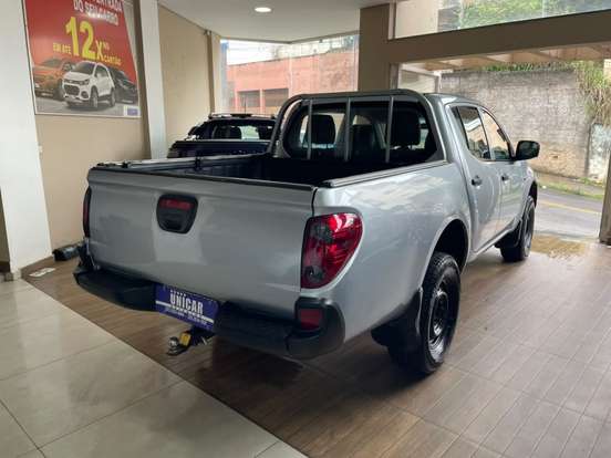 MITSUBISHI-L200 TRITON-2015