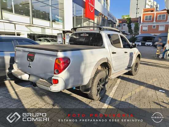 MITSUBISHI-L200 TRITON-2012