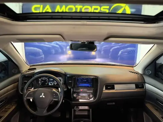 MITSUBISHI-OUTLANDER-2.0 16V GASOLINA 4P AUTOMÁTICO MITSUBISHI-OUTLANDER-2013
