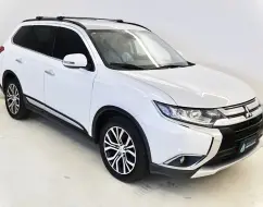MITSUBISHI OUTLANDER 2.2 4X4 16V DIESEL 4P AUTOMÁTICO MITSUBISHI OUTLANDER 2.2 4X4 16V DIESEL 4P AUTOMÁTICO