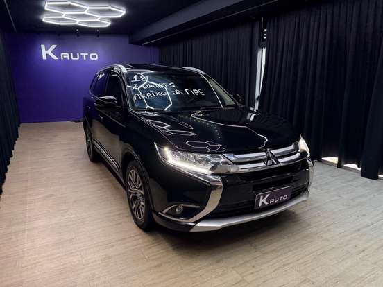 MITSUBISHI-OUTLANDER-2017