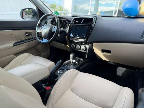 MITSUBISHI-OUTLANDER-2.0 MIVEC GASOLINA HPE AUTOMÁTICO MITSUBISHI-OUTLANDER-2020