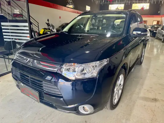 MITSUBISHI-OUTLANDER-3.0 GT 4X4 V6 24V GASOLINA 4P AUTOMÁTICO MITSUBISHI-OUTLANDER-2014