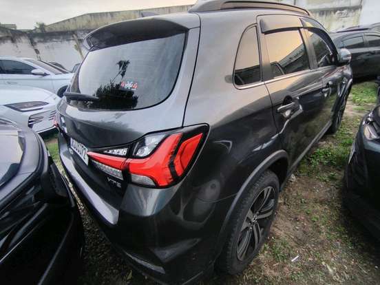 MITSUBISHI-OUTLANDER SPORT-2.0 MIVEC FLEX HPE AWD AUTOMÁTICO MITSUBISHI-OUTLANDER SPORT-2021