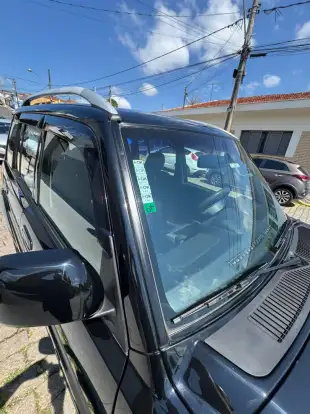 MITSUBISHI-PAJERO-2010