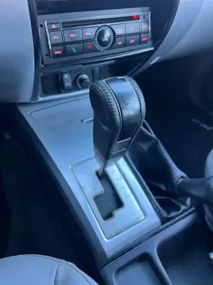 MITSUBISHI-PAJERO-2015