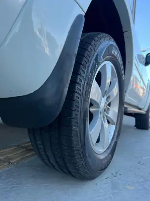 MITSUBISHI-PAJERO-2015
