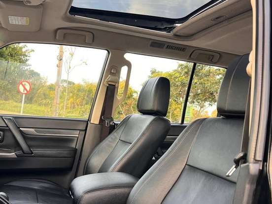 MITSUBISHI-PAJERO DAKAR-3.2 HPE 4X4 7 LUGARES 16V TURBO INTERCOOLER DIESEL 4P AUTOMÁTICO MITSUBISHI-PAJERO DAKAR-2017