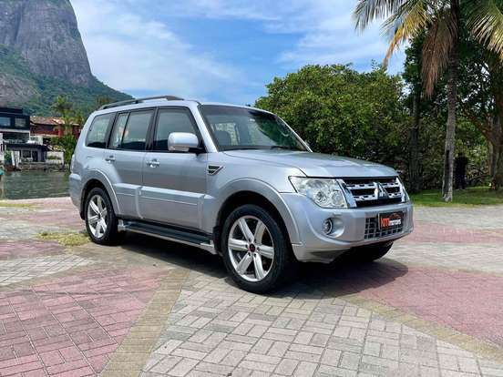 MITSUBISHI-PAJERO FULL-3.8 HPE 4X4 V6 24V GASOLINA 4P AUTOMÁTICO MITSUBISHI-PAJERO FULL-2014