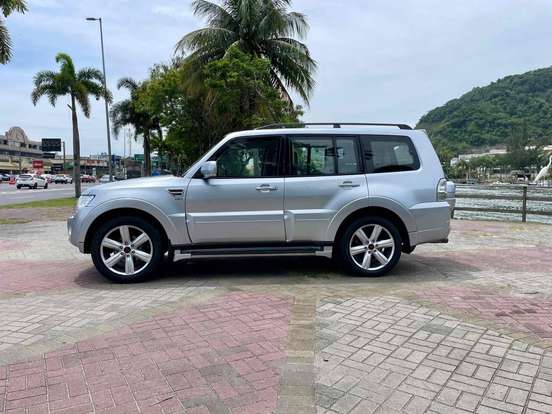 MITSUBISHI-PAJERO FULL-2014