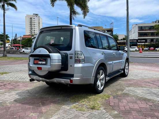 MITSUBISHI-PAJERO FULL-3.8 HPE 4X4 V6 24V GASOLINA 4P AUTOMÁTICO MITSUBISHI-PAJERO FULL-2014