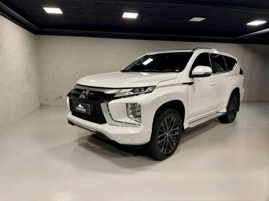 MITSUBISHI-PAJERO SPORT-2.4 16V MIVEC TURBO DIESEL LEGEND AWD AUTOMÁTICO MITSUBISHI-PAJERO SPORT-2023