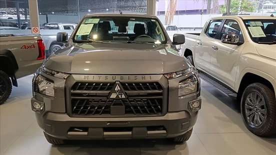 MITSUBISHI-TRITON-2026