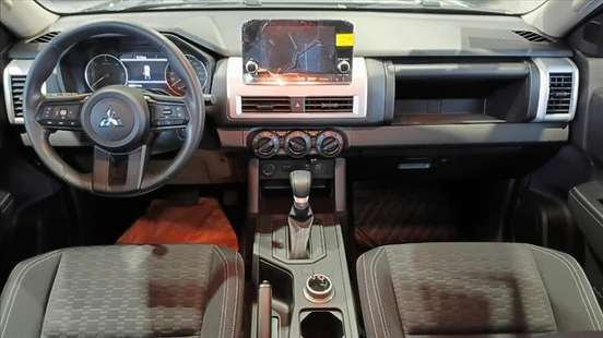 MITSUBISHI-TRITON-2026