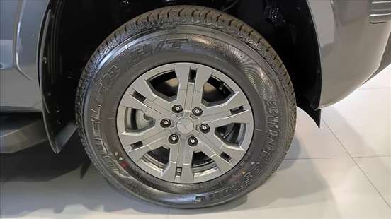 MITSUBISHI-TRITON-2026