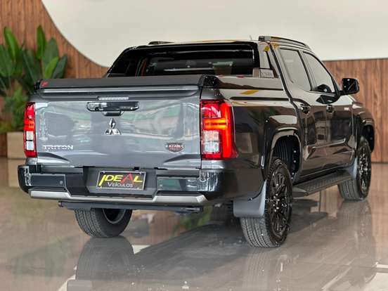 MITSUBISHI-TRITON-2.4 BITURBO DIESEL CD KATANA 4X4 AUTOMÁTICO MITSUBISHI-TRITON-2025