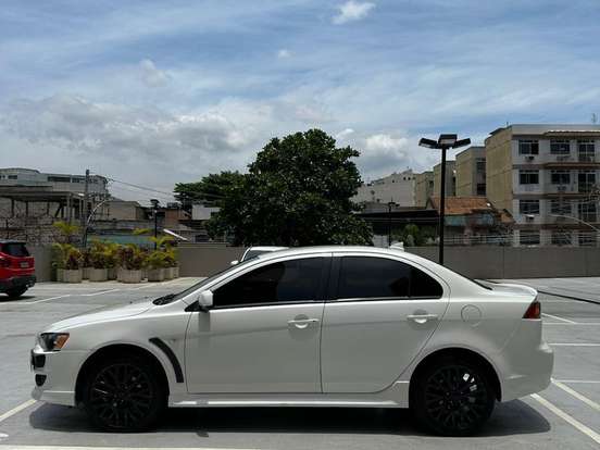 MITSUBISHI-LANCER-2.0 HL-T 16V GASOLINA 4P AUTOMÁTICO MITSUBISHI-LANCER-2018