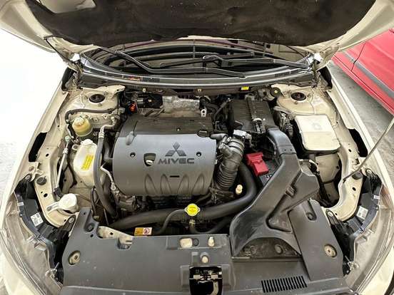 MITSUBISHI-LANCER-2.0 HL-T 16V GASOLINA 4P AUTOMÁTICO MITSUBISHI-LANCER-2018