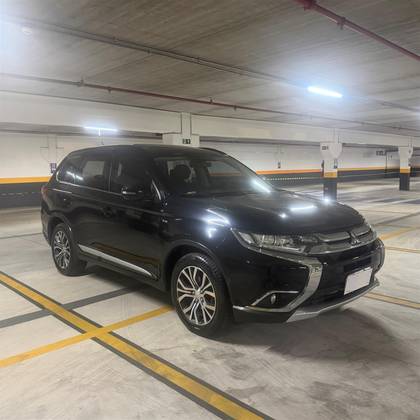 MITSUBISHI OUTLANDER 3.0 GT 4X4 V6 24V GASOLINA 4P AUTOMÁTICO