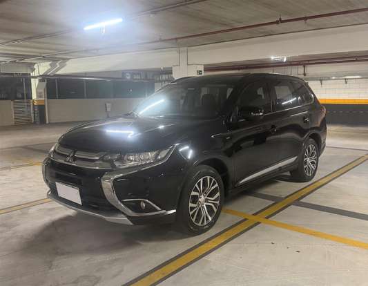 MITSUBISHI-OUTLANDER-3.0 GT 4X4 V6 24V GASOLINA 4P AUTOMÁTICO MITSUBISHI-OUTLANDER-2016