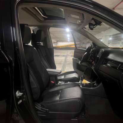 MITSUBISHI-OUTLANDER-2016