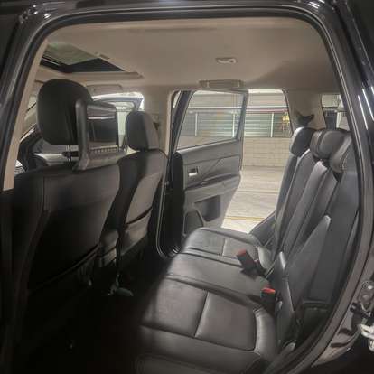 MITSUBISHI-OUTLANDER-2016