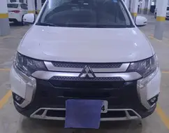 MITSUBISHI OUTLANDER 3.0 MIVEC V6 GASOLINA HPE-S AWD AUTOMÁTICO MITSUBISHI OUTLANDER 3.0 MIVEC V6 GASOLINA HPE-S AWD AUTOMÁTICO