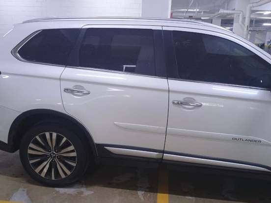 MITSUBISHI-OUTLANDER-3.0 MIVEC V6 GASOLINA HPE-S AWD AUTOMÁTICO MITSUBISHI-OUTLANDER-2018