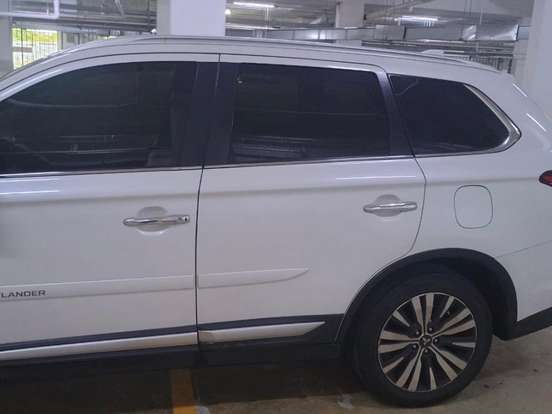 MITSUBISHI-OUTLANDER-3.0 MIVEC V6 GASOLINA HPE-S AWD AUTOMÁTICO MITSUBISHI-OUTLANDER-2018