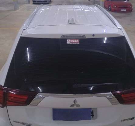 MITSUBISHI-OUTLANDER-2018