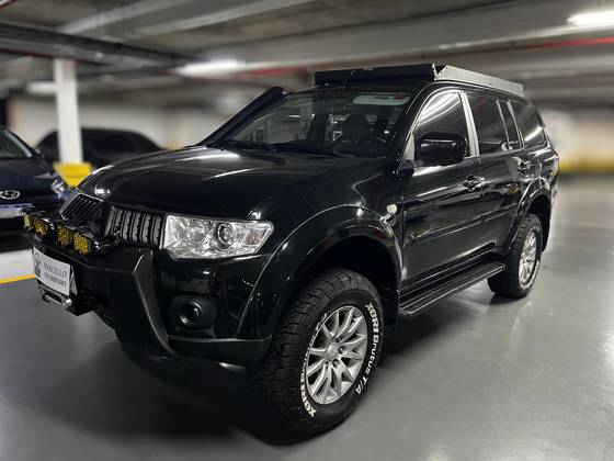 MITSUBISHI PAJERO DAKAR 3.2 HPE 4X4 7 LUGARES 16V TURBO INTERCOOLER DIESEL 4P AUTOMÁTICO