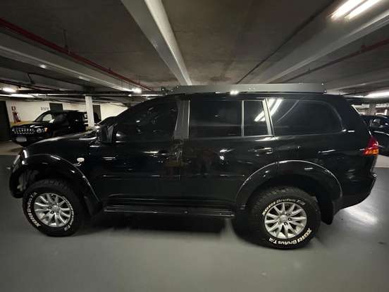 MITSUBISHI-PAJERO DAKAR-3.2 HPE 4X4 7 LUGARES 16V TURBO INTERCOOLER DIESEL 4P AUTOMÁTICO MITSUBISHI-PAJERO DAKAR-2010