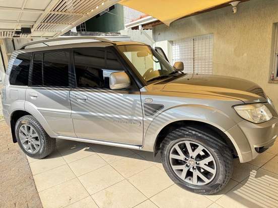 MITSUBISHI-PAJERO TR4-2012