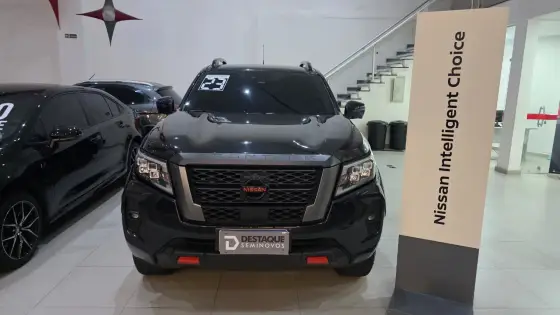 NISSAN FRONTIER 2.3 16V TURBO DIESEL PRO4X CD 4X4 AUTOMÁTICO