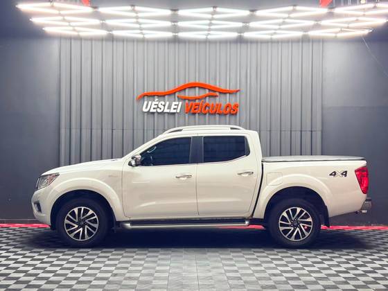 NISSAN FRONTIER 2.3 16V TURBO DIESEL LE CD 4X4 AUTOMÁTICO