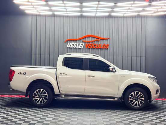 NISSAN-FRONTIER-2.3 16V TURBO DIESEL LE CD 4X4 AUTOMÁTICO NISSAN-FRONTIER-2021