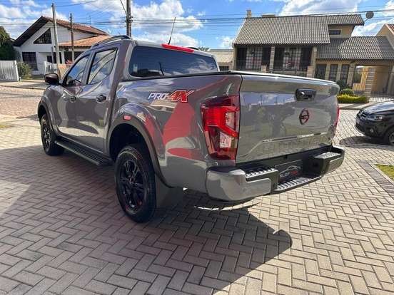 NISSAN-FRONTIER-2024