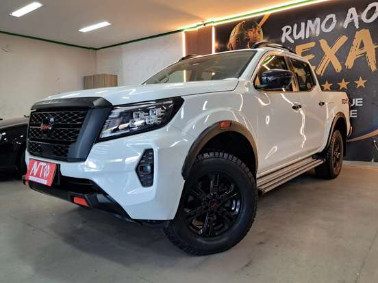 NISSAN-FRONTIER-2022