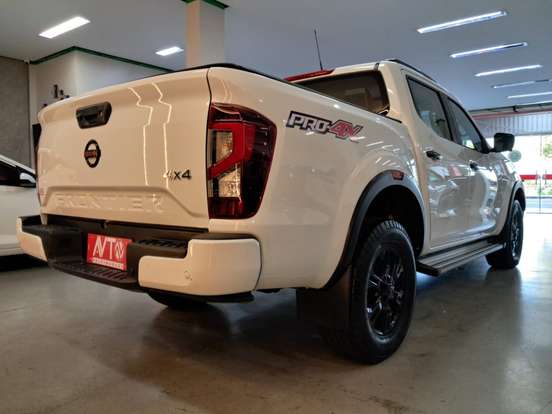 NISSAN-FRONTIER-2.3 16V TURBO DIESEL PRO4X CD 4X4 AUTOMÁTICO NISSAN-FRONTIER-2022
