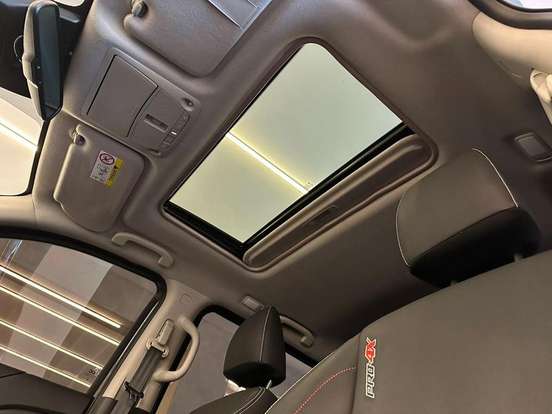 NISSAN-FRONTIER-2024