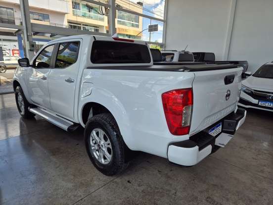 NISSAN-FRONTIER-2022