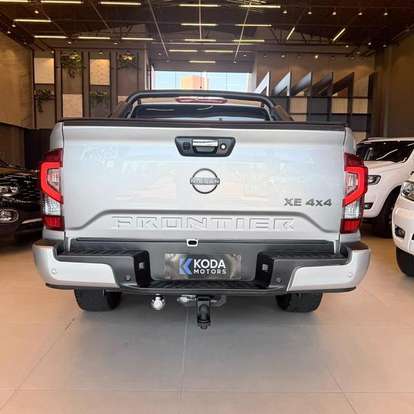 NISSAN-FRONTIER-2023