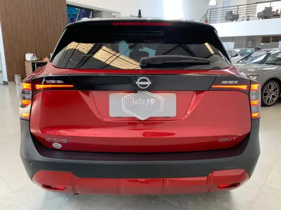 NISSAN-KICKS-2025