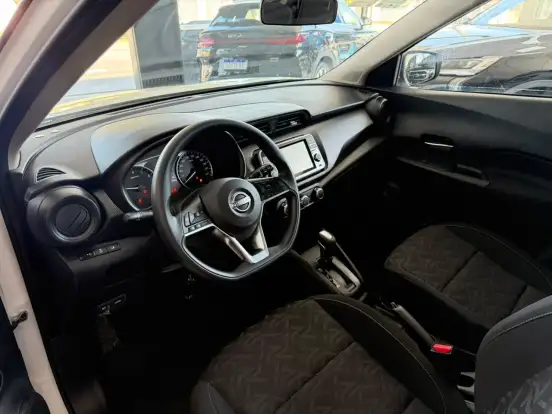 NISSAN-KICKS-2024