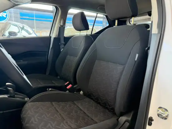 NISSAN-KICKS-2024