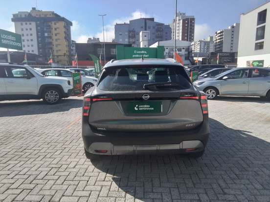 NISSAN-KICKS-2025